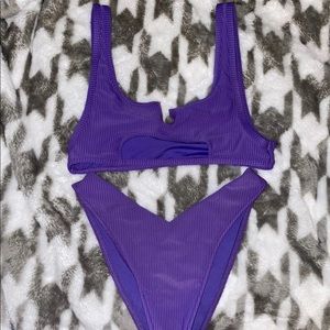 Frankie’s bikinis set